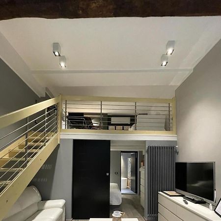 Portici Design Suite - Historical Center Болонья Экстерьер фото